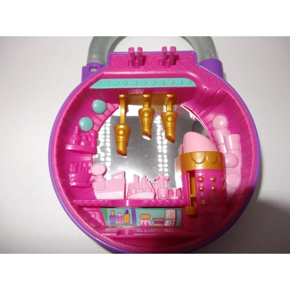 Shopkins SHOE DAZZLE Fashion Spree Playset SHOPKINS Make-Up Spot Playset  Lil Se